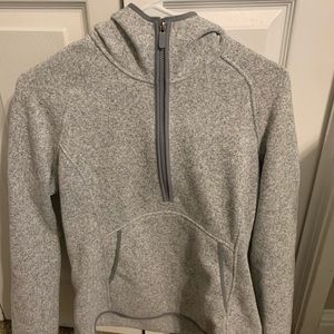 Basically new lululemon quarter zip